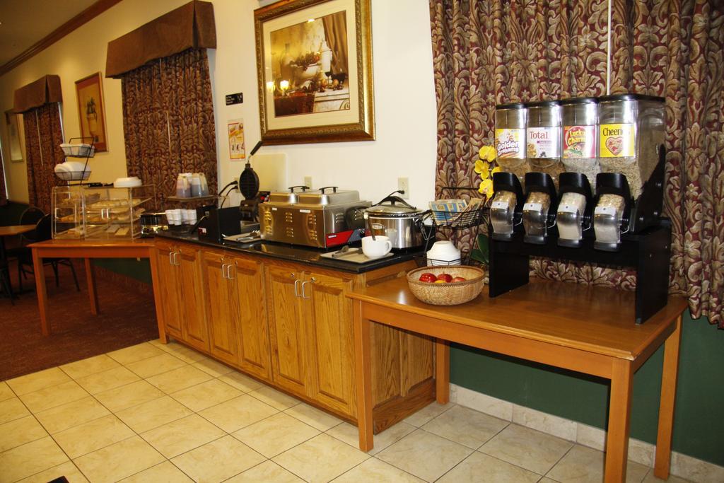 Horizon Inn & Suites West Point Esterno foto